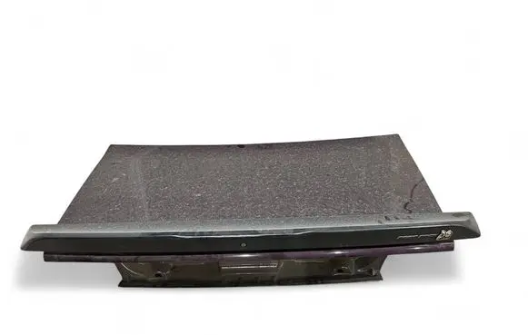 Dodge Challenger Tailgate/trunk/boot lid