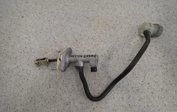 Honda Jazz Clutch slave cylinder 