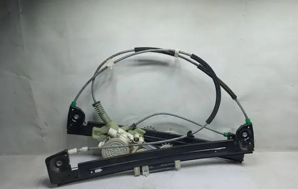 Mini One - Cooper R50 - 53 Front door window regulator with motor 6954892