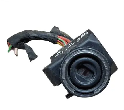 Mercedes-Benz E W210 Ignition lock 2105450008 33000201
