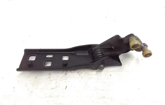 Renault Trafic III (X82) Sliding door middle roller runner 777650730R 93451714