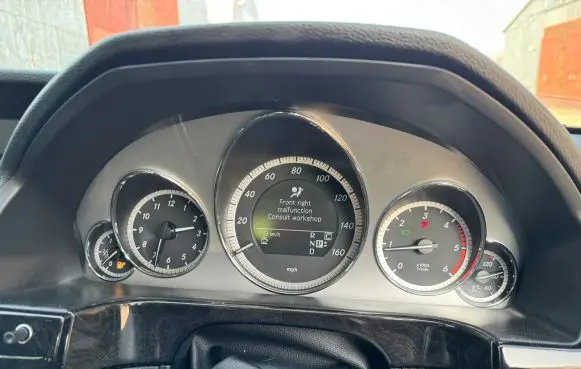 Mercedes-Benz E W212 Speedometer (instrument cluster) A2125401548 A2C53376542 A2129005104