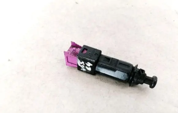 Dacia Sandero Brake pedal sensor switch 414986