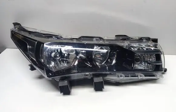 Toyota Corolla E160 E170 Headlight/headlamp 8111002E7000