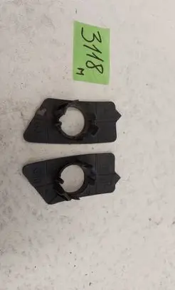 BMW 5 G30 G31 G38 Front parking sensor holder (PDC) 51117385358 51117385357