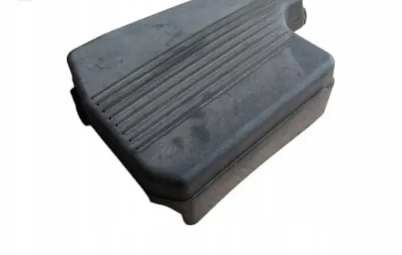 Mazda CX-5 Relay mounting block 
