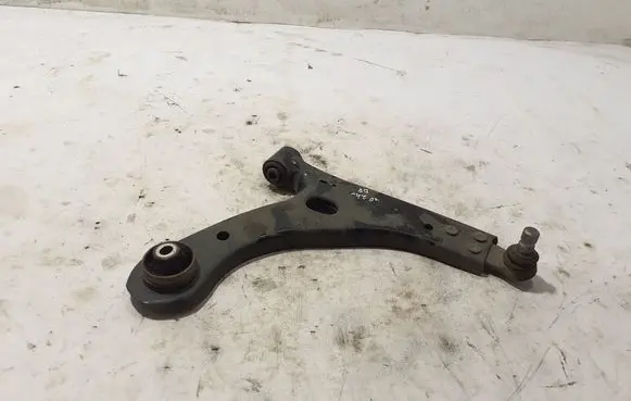Volvo C40 Front lower control arm/wishbone 32400867