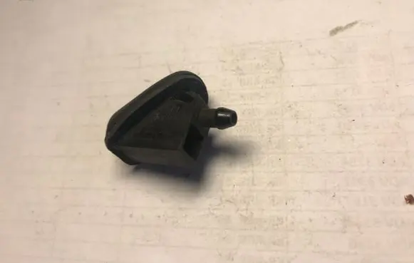 Ford Focus Windshield washer spray nozzle 2N1117666AC