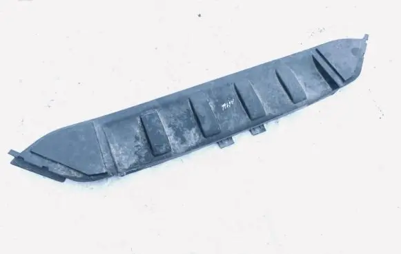 Audi Q7 4L Radiator mount bracket 4l0121285