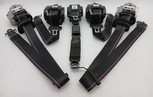 BMW M5 F90 Front seatbelt buckle 8091955