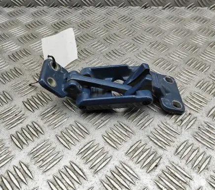 Mercedes-Benz Sprinter W907 W910 Rear door lower hinge A9107408900