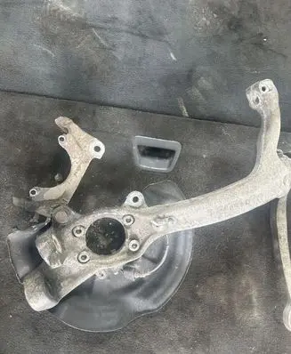 Audi A6 S6 C6 4F Front wheel hub spindle knuckle