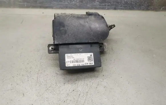 Volkswagen PASSAT CC Power management control unit 3AA919041