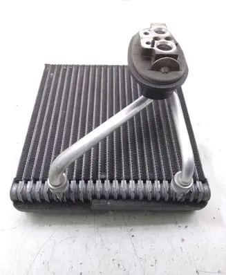 Volkswagen Tiguan Air conditioning (A/C) radiator (interior) 