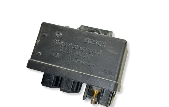 Alfa Romeo 159 Glow plug pre-heat relay 0281003018