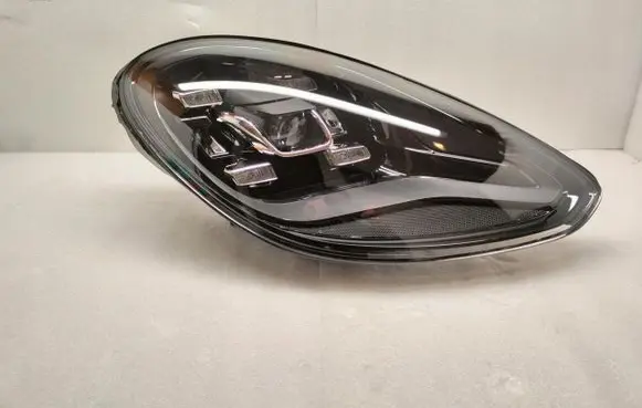 Porsche Panamera (971) Headlight/headlamp