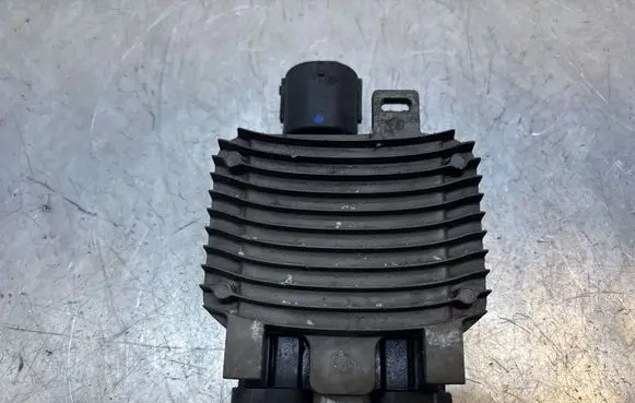Volvo V60 Coolant fan relay 9400123