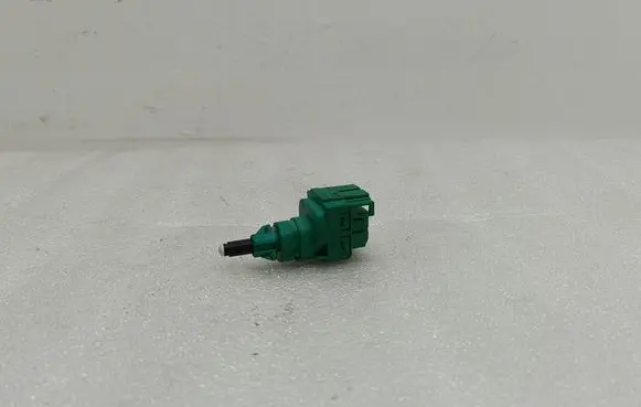 Volkswagen Transporter - Caravelle T5 Brake pedal sensor switch 24762