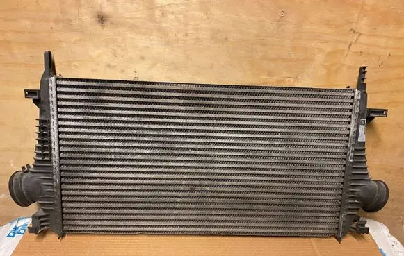 Opel Insignia A Intercooler radiator