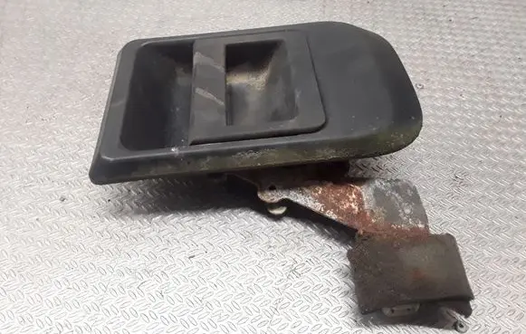 Iveco Daily 30.8 - 9 Loading door exterior handle 