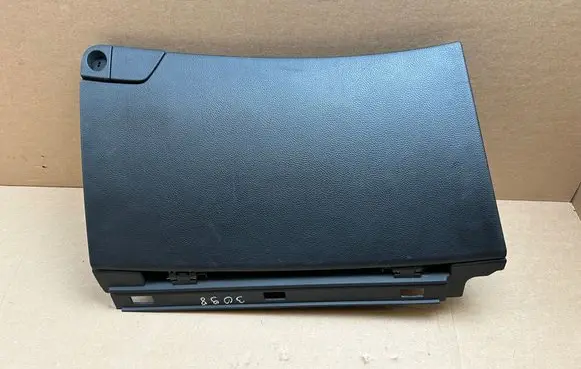 Hyundai i40 Glove box 845433Z000