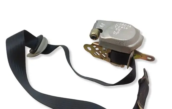 Toyota Corolla Verso AR10 Front seatbelt 7P1150P