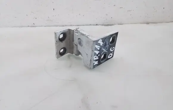 BMW X5 E53 Rear door lower hinge