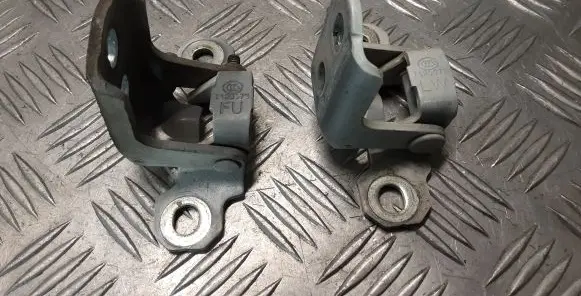 Front door hinge set