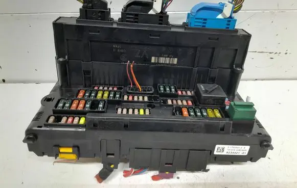BMW 5 F10 F11 Fuse box set 9244394 9234421