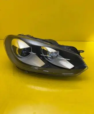 Volkswagen Golf VI Headlight/headlamp 5K1941752C