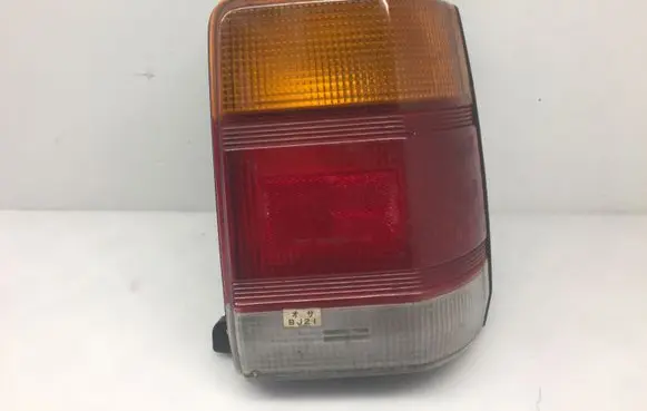 Mazda 323 Rear/tail lights 22061493 3308025R