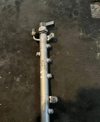 Mercedes-Benz ML W164 Fuel main line pipe A6420700495