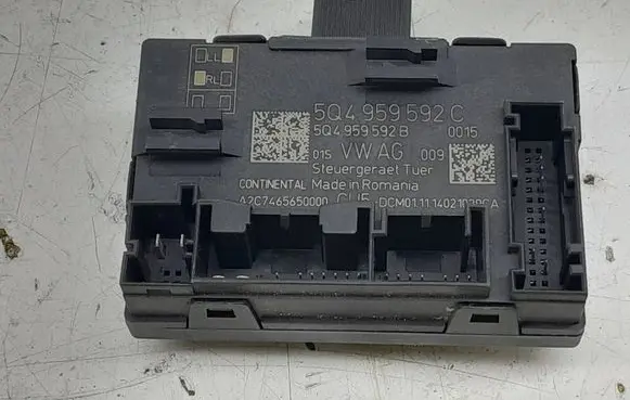 Volkswagen Golf VII Door control unit/module 5Q4959592C 5Q4959592B