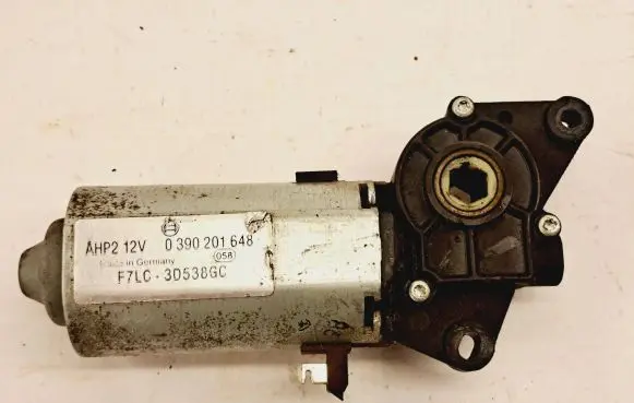 Jaguar S-Type Steering column adjust motor 0390201648
