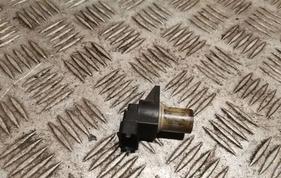 Mercedes-Benz A W169 Camshaft position sensor 0031539728