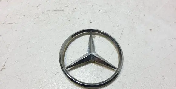 Mercedes-Benz CLK A209 C209 Manufacturers badge/model letters 