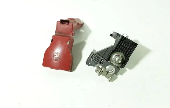Toyota Prius+ (ZVW40) Positive wiring loom 7173094710 E313 7173091650