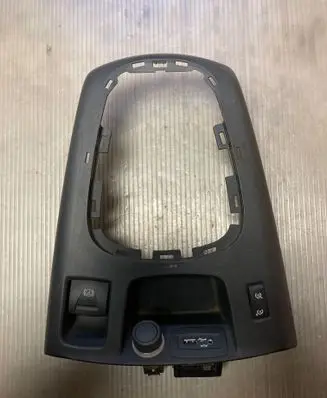 Renault Scenic III - Grand scenic III Gear shifter surround trim plastic 1019172001 969330007R 969330001R