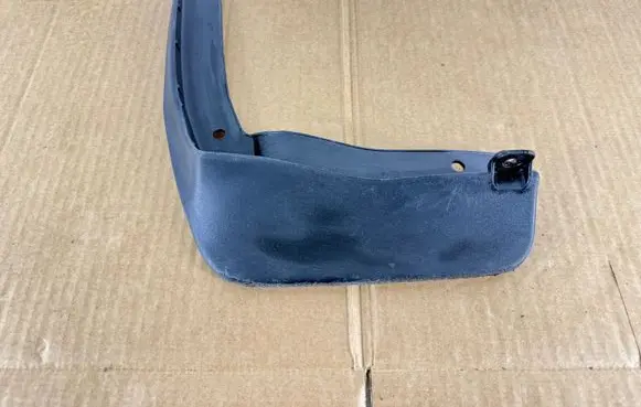 Skoda Octavia Mk4 Front mudguard 5E3821173