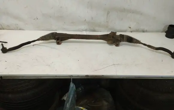 Toyota Auris 150 Steering rack F800000921
