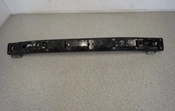 Suzuki Swift I Front bumper support beam 