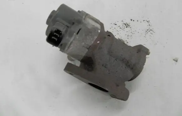 Nissan Almera Tino EGR valve 