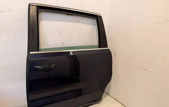 Seat Alhambra (Mk2) Rear door LH5X