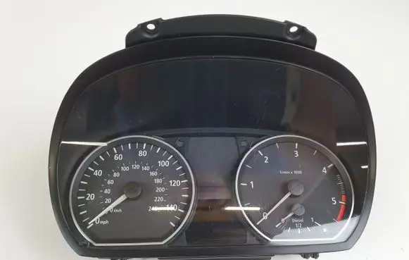 BMW 1 E81 E87 Speedometer (instrument cluster) 9110196