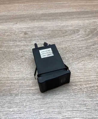 Audi A6 S6 C4 4A Windscreen/window heater switch 4A0941503E