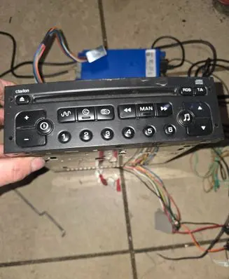 Radio/CD/DVD/GPS head unit