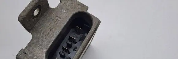 Mercedes-Benz Vaneo W414 Coolant fan relay A0255453332 ESG400 898941000