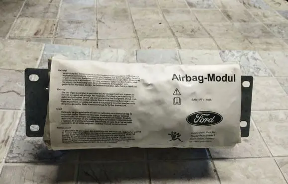 Ford Focus C-MAX Passenger airbag R042B84 1022703296108939