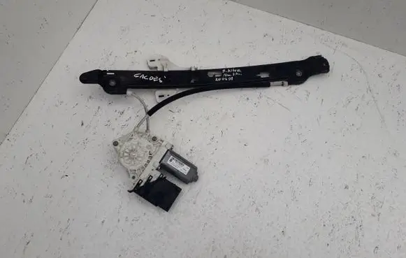 Seat Altea XL Rear door window regulator motor