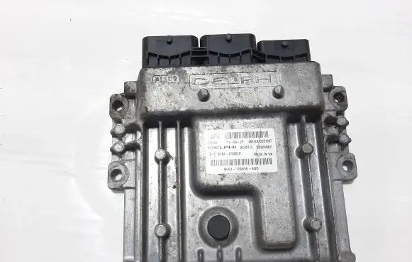 Ford Focus Engine control unit/module BV6112A650AGD 28324807